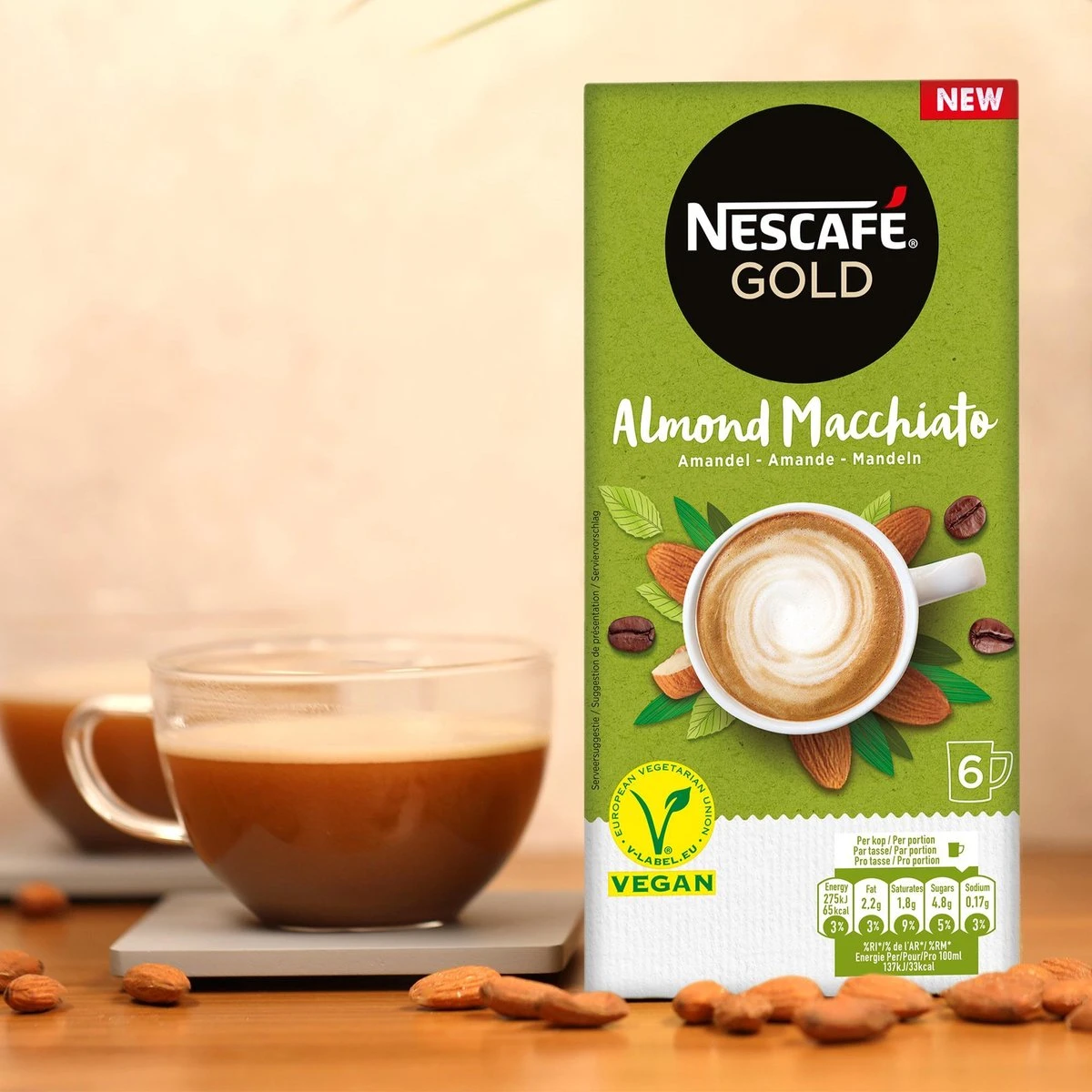 Nescafé Gold Almond Macchiato Oploskoffie - 6 Doosjes à 6 Zakjes 5 Nescafé Gold Almond Macchiato Oploskoffie - 6 Doosjes à 6 Zakjes - Afbeelding 5