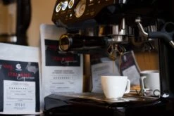 Italiano Espresso Honey Process Vietnamese Koffiebonen Aanbieding 250g GAIA Cafe 18 Italiano Espresso Honey Process Vietnamese Koffiebonen Aanbieding 250g GAIA Cafe -Rogers Coffee Service Winkel 1200x800 12