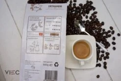 Vietnamese Dark Roast Koffiebonen 500g | 20% Arabica - 80% Robusta | DAM Koffie 11 Vietnamese Dark Roast Koffiebonen 500g | 20% Arabica - 80% Robusta | DAM Koffie -Rogers Coffee Service Winkel 1200x800 8