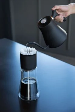 FELLOW - Stagg [XF] Set (Dripper + Carafe) - Handmatige Filterkoffie Set -Rogers Coffee Service Winkel 800x1200 14